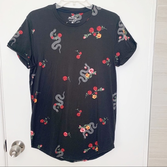 hollister snake shirt